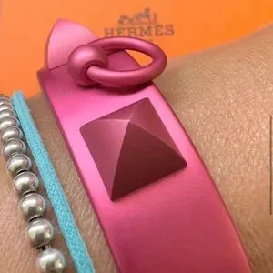 【Hermes】ブレスレット Medor Aluminium Sunset bracelet Hermes Medor Aluminium Sunset Bracelet Black Size T2 – Coco